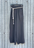 Belted Barrel Linen Pant