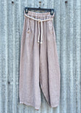 Belted Barrel Linen Pant
